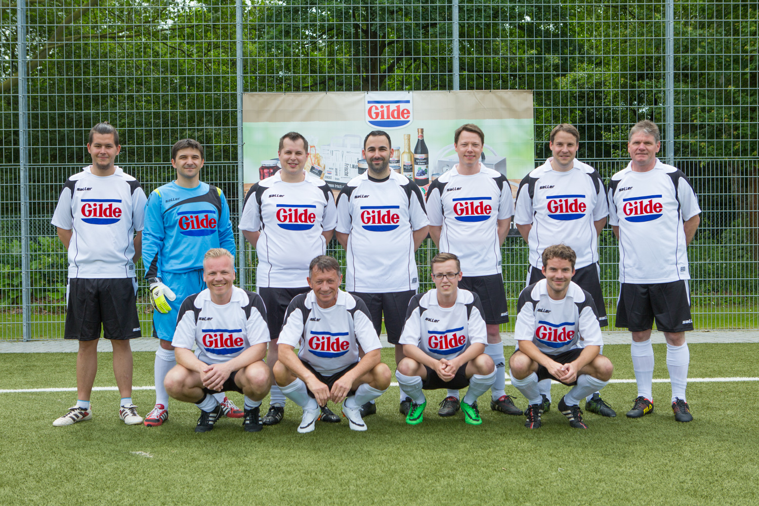 Mannschaft der ZENTRAG für den Gilde Fußball-Cup 2016